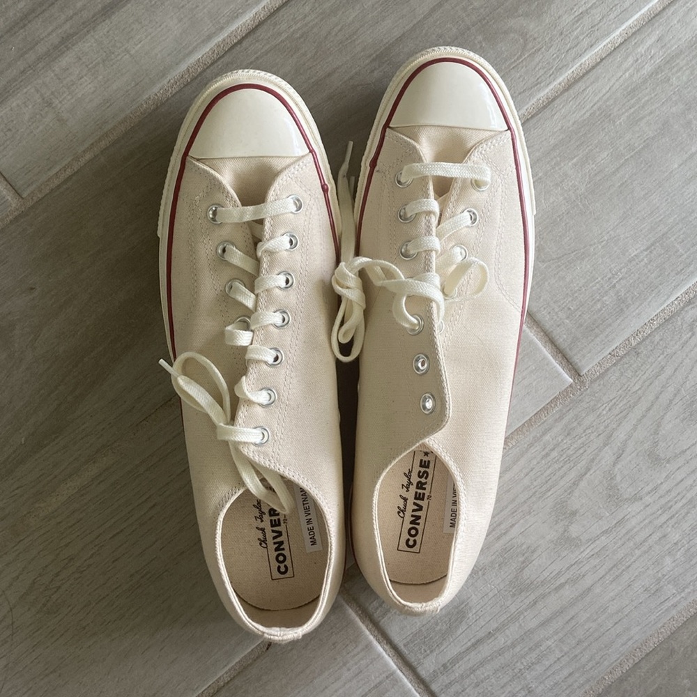 Converse Chuck Taylor All Star | Classic Cream Canvas Sneakers | NEW | size 13m - Picture 3 of 4